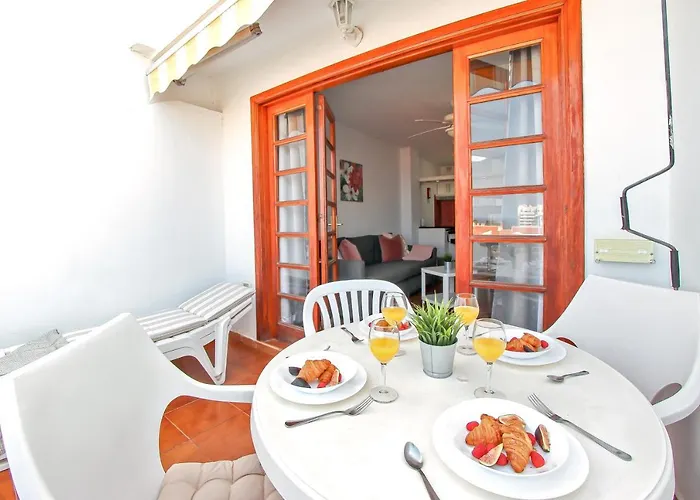 Bonito Apartmento En Garden Con Piscina Climatizada דירה